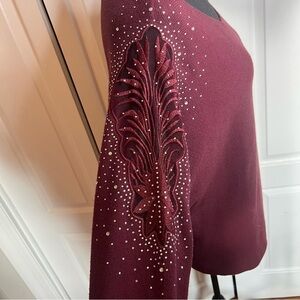 Liv Milano Burgandy Blouse Sz L Rhinestone Studded Embroidered Shoulder Knit